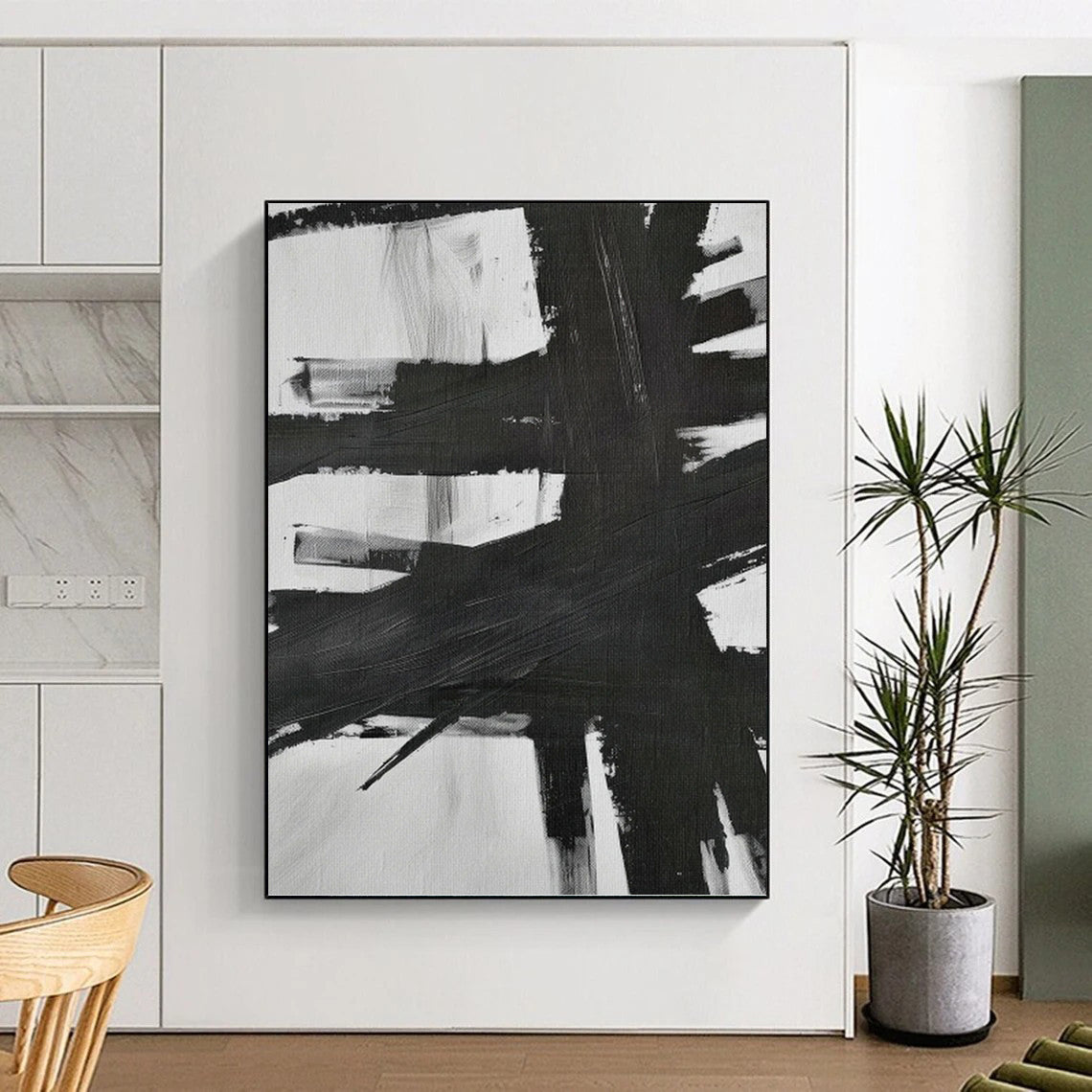 Black & White Bold Strokes - Dynamic Clash Painting On Canvas DKH1154